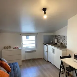 les-feuillants-agreable-studio-au-coeur-de-lyon-1.hotels-rhonealpes.com/
