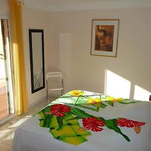 appartement-t3-t4-80m2-sanary-mer.fr-provencehotel.com/