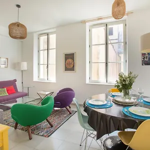 lolivier-bel-appartement-au-calme-a-2-pas-du-vieux-port.fr-provencehotel.com/