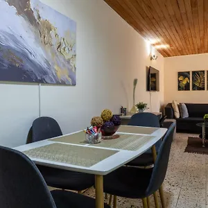 Grande, Hermoso, Acogedor Y Privado Apartamento
